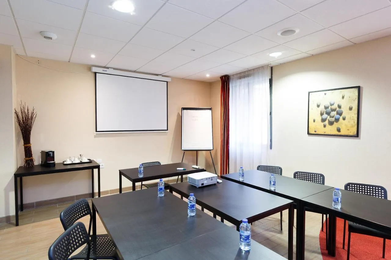 Residhotel Toulouse Centre 3*,