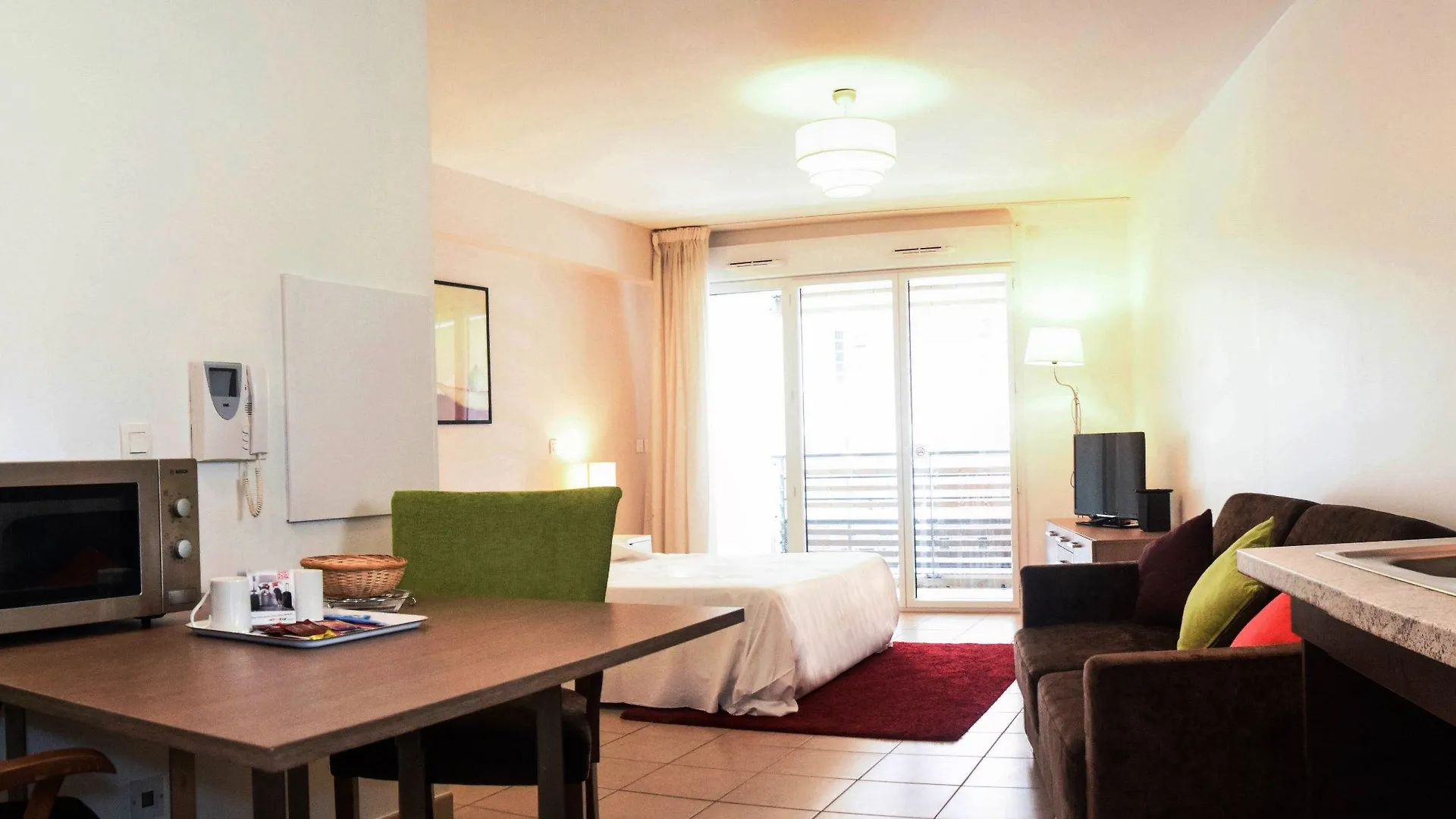 Residhotel Toulouse Centre 3*,  France