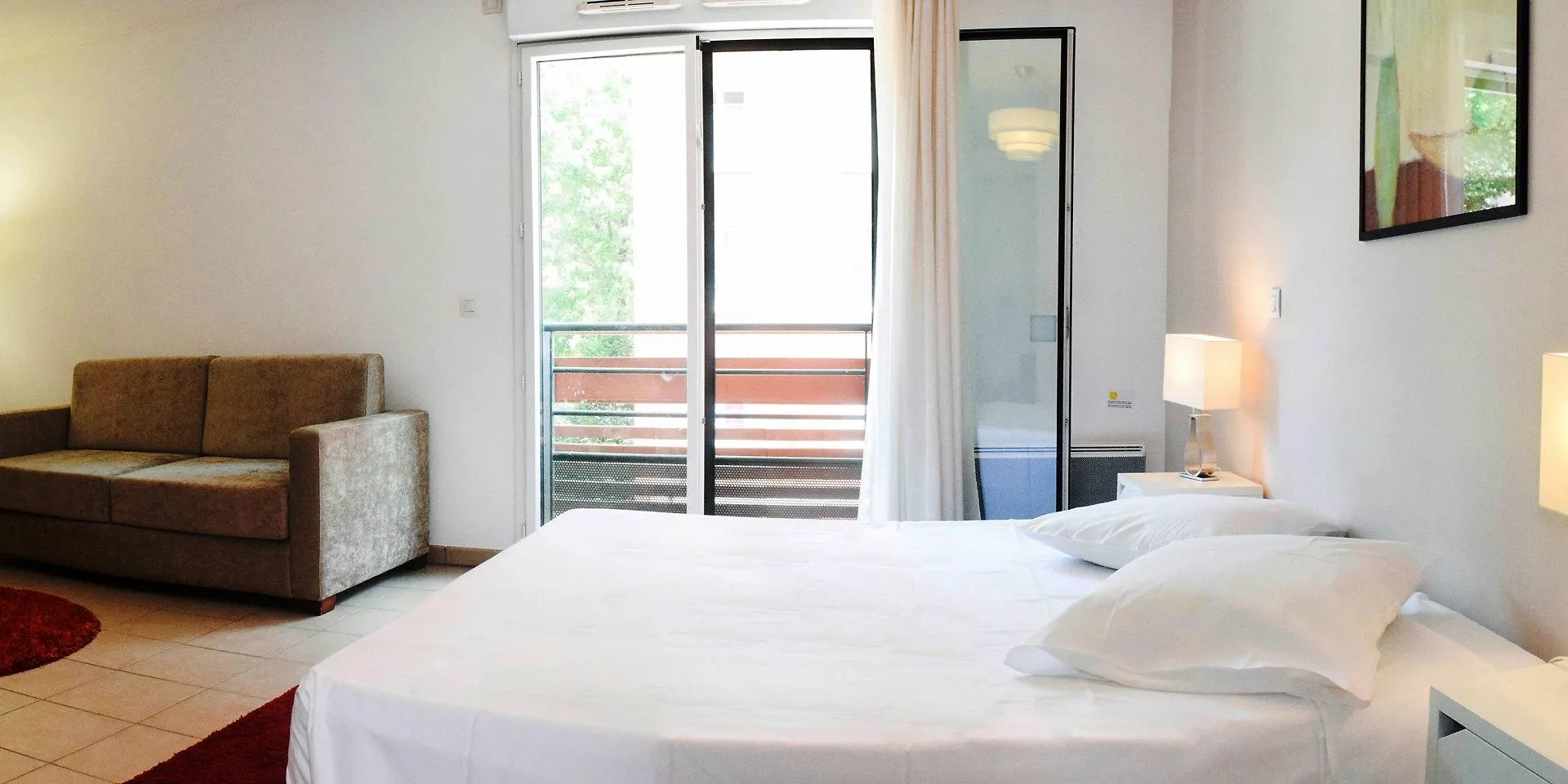 Residhotel Toulouse Centre 3*,