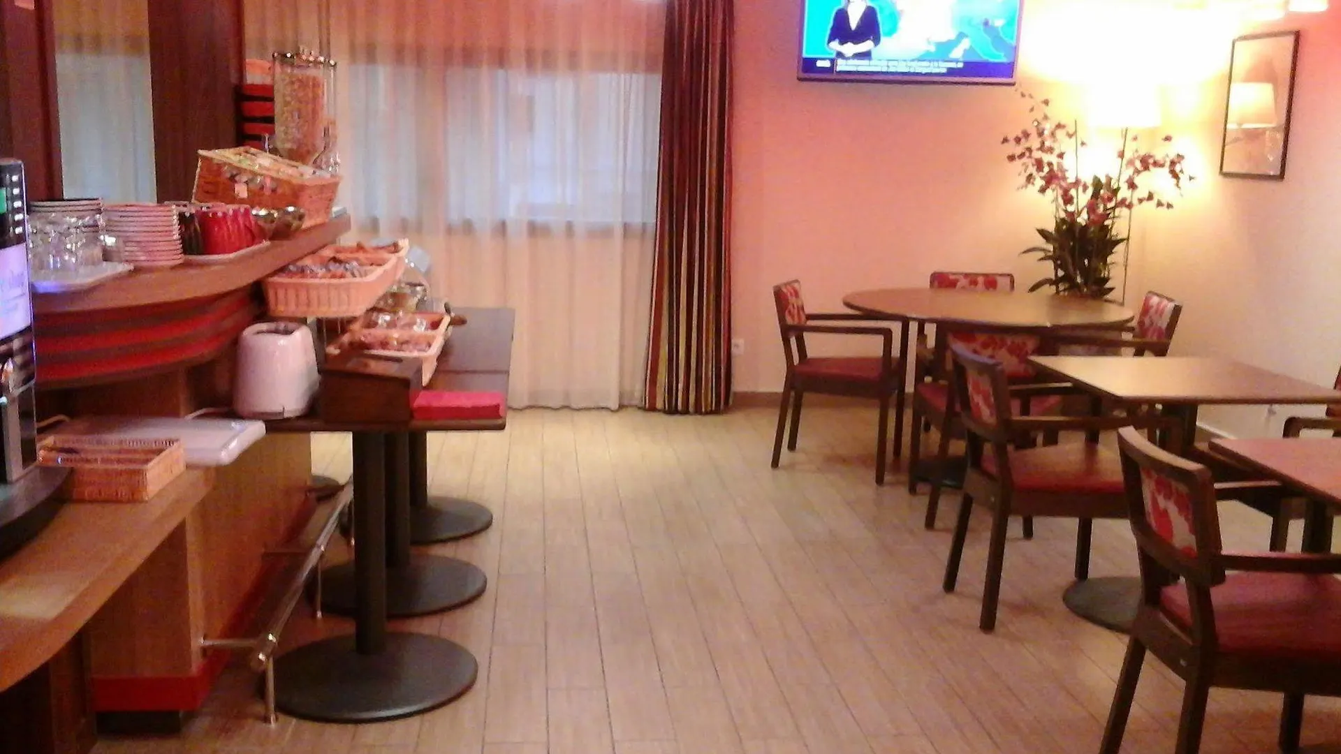 Residhotel Toulouse Centre 3*,